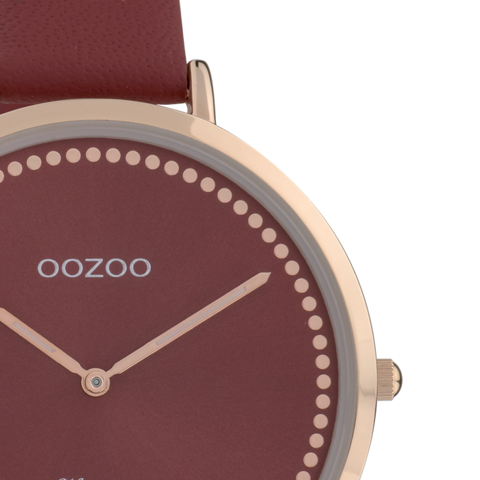 Oozoo Rosé Goudkleurige OOZOO Horloge Met Bordeaux Rode Leren Band - C9851