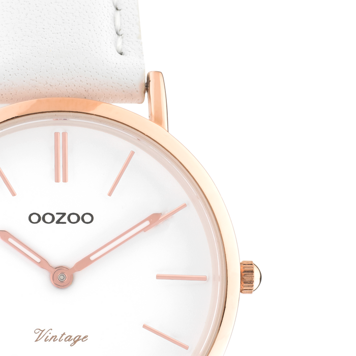 Oozoo Rosé Goudkleurige OOZOO Horloge Met Witte Leren Band - C9317