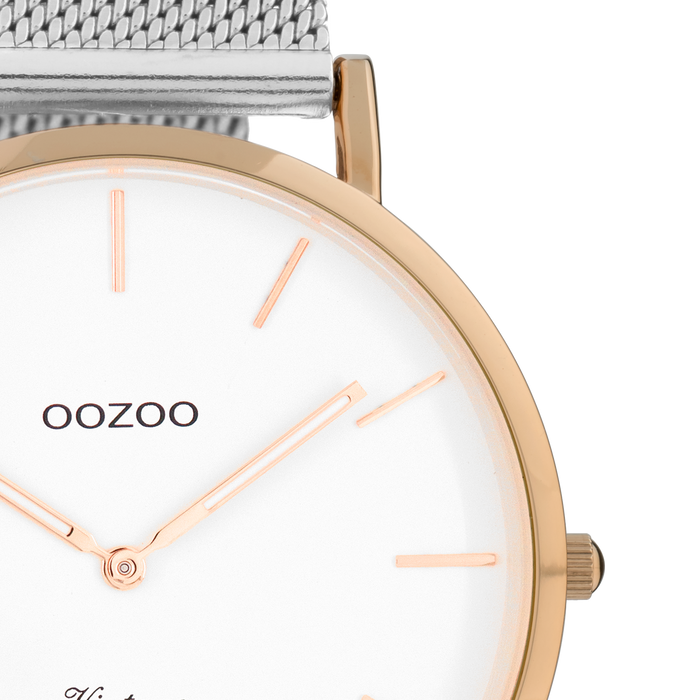 Oozoo Rosé Goudkleurige OOZOO Horloge Met Zilverkleurige Metalen Mesh Armband - C20070