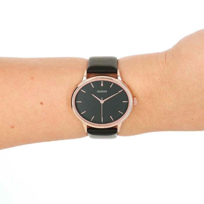 Oozoo Rosé Goudkleurige OOZOO Horloge Met Zwarte Leren Band - C11054