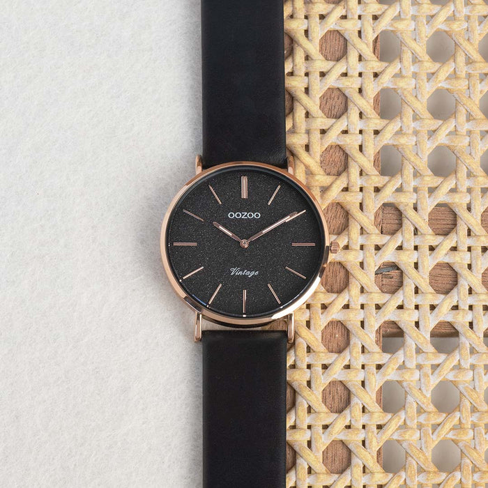 Oozoo Rosé Goudkleurige OOZOO Horloge Met Zwarte Leren Band - C20169