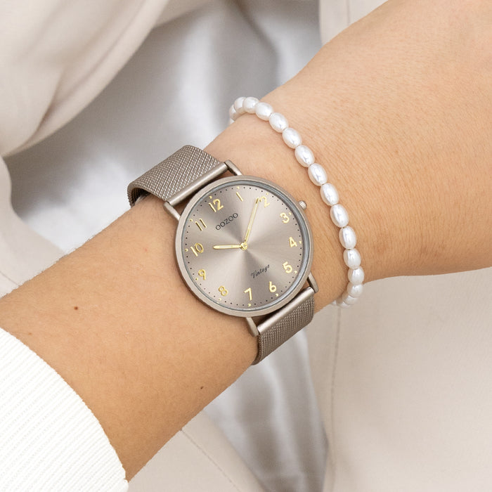Oozoo Taupe OOZOO Horloge Met Metalen Mesh Armband - C20380