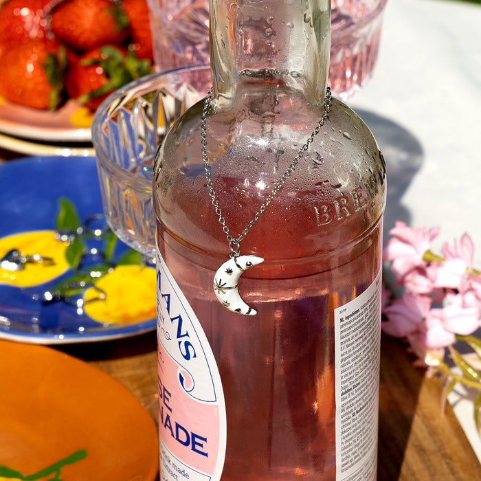 Oozoo Zilverkleurig/witte Ketting Met Een Maan Bedeltje