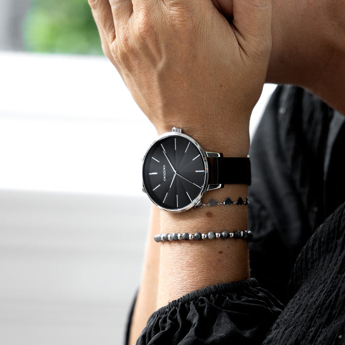 Oozoo Zilverkleurige Armband Met Zwarte Natuursteentjes