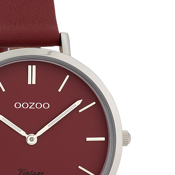 Oozoo Zilverkleurige OOZOO Horloge Met Bordeaux Rode Leren Band - C9815
