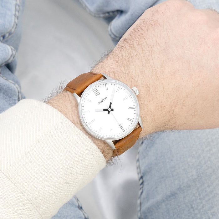 Oozoo Zilverkleurige OOZOO Horloge Met Bruine Leren Band - C11513