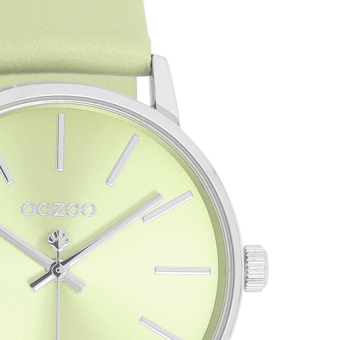 Oozoo Zilverkleurige OOZOO Horloge Met Licht Groene Leren Band - C11370