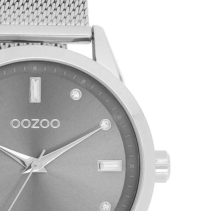 Oozoo Zilverkleurige OOZOO Horloge Met Metalen Mesh Armband - C11281