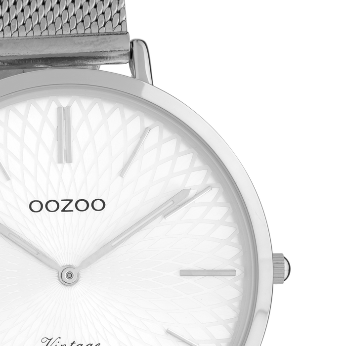 Oozoo Zilverkleurige OOZOO Horloge Met Metalen Mesh Armband - C9860