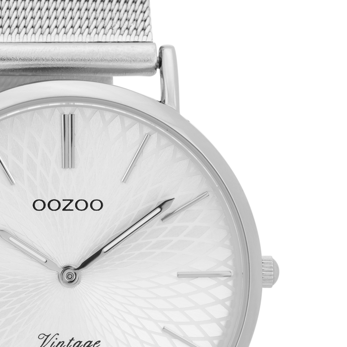 Oozoo Zilverkleurige OOZOO Horloge Met Metalen Mesh Armband - C9341