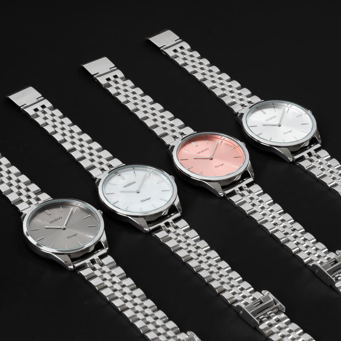 Oozoo Zilverkleurige OOZOO Horloge Met Roestvrijstalen Armband - C9981