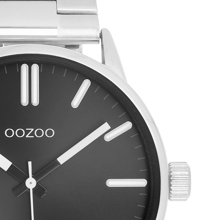 Oozoo Zilverkleurige OOZOO Horloge Met Roestvrijstalen Armband - C11514
