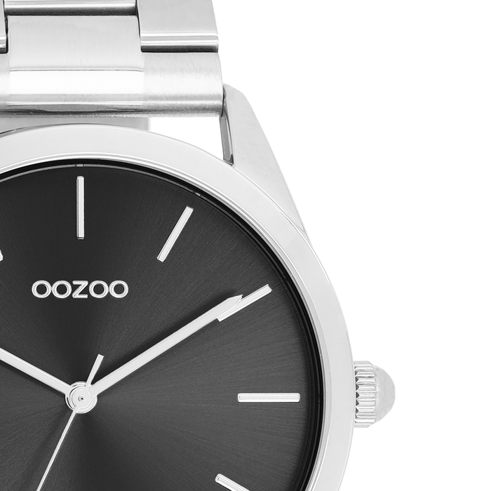 Oozoo Zilverkleurige OOZOO Horloge Met Roestvrijstalen Armband - C11429
