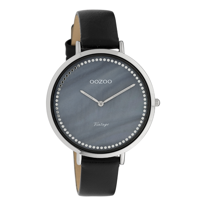 oozoo Zilverkleurige OOZOO horloge met zwarte leren band - C9853