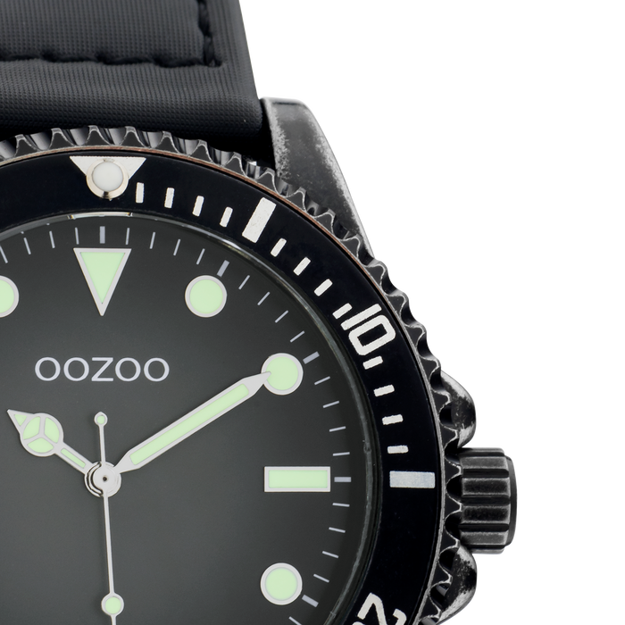 Oozoo Zwarte OOZOO Horloge Met Klittenband Polsband - C11012