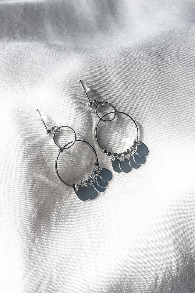 orla antwerp Double Hoop Drops Oorbellen