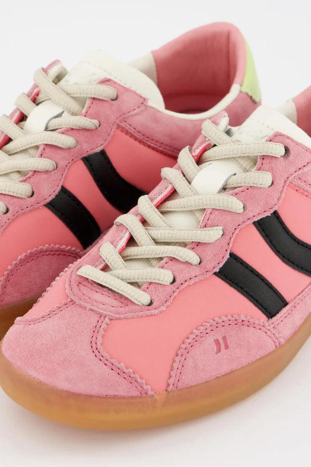 Orla Antwerp Kizuna Pink Crayon Sneakers