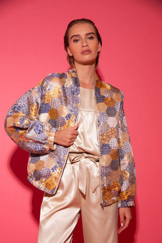 Orla Antwerp Mae Bomberjas