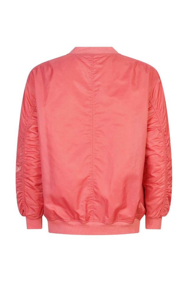 Orla Antwerp Mia Bomberjas