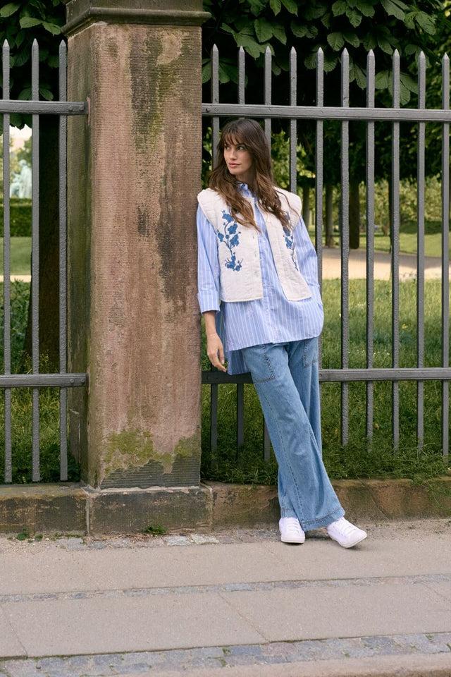 Orla Antwerp Pom Geborduurde Gilet