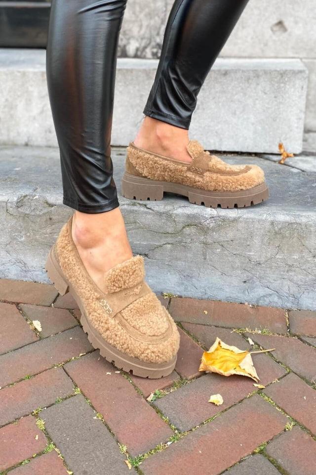 Orla Antwerp Ribe Teddy Loafers