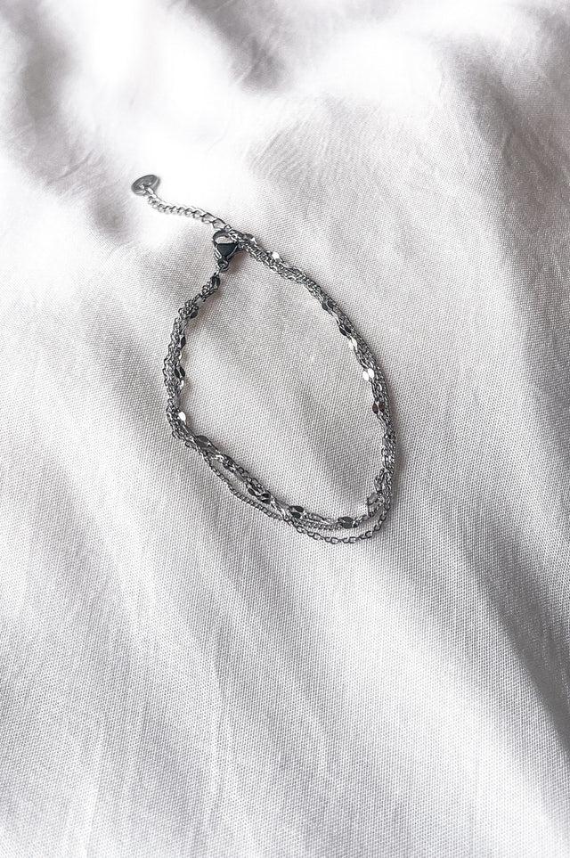 Orla Antwerp Triple Chain Armband