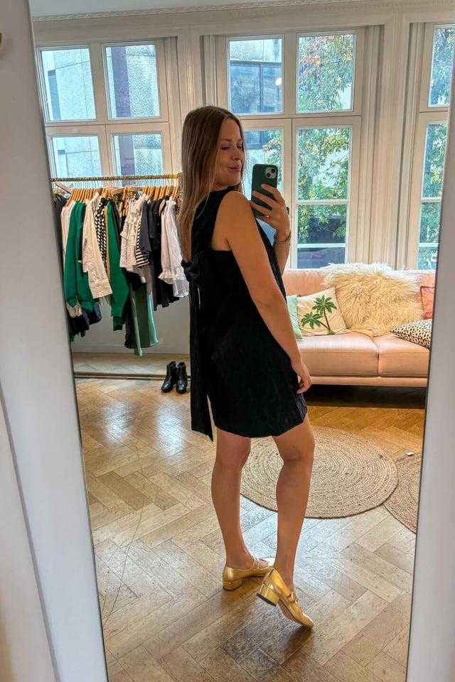 Orla Antwerp Yasluminu Strik Jurk