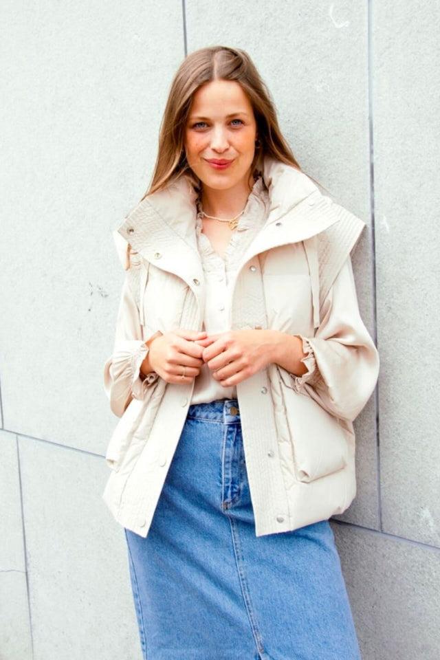 Orla Antwerp Yasthello Mouwloos Gewatteerde Jas