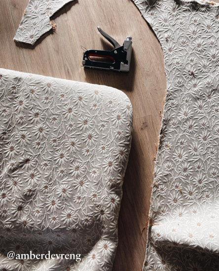 Palais Stof Mako Zand