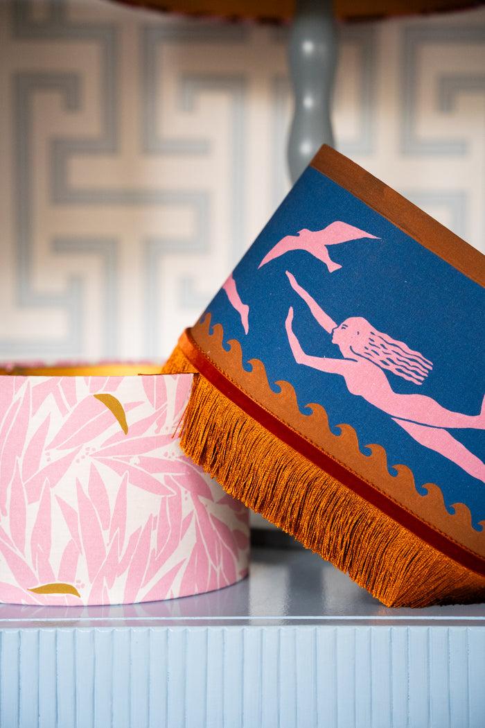 Palais Palais X Hôtel Magique Lampenkap Thalassa Donkerblauw & Roze