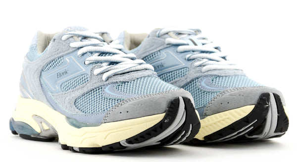 Paul Warmer ETONIC EVOLUTION MONOCHROME TILE BLUE