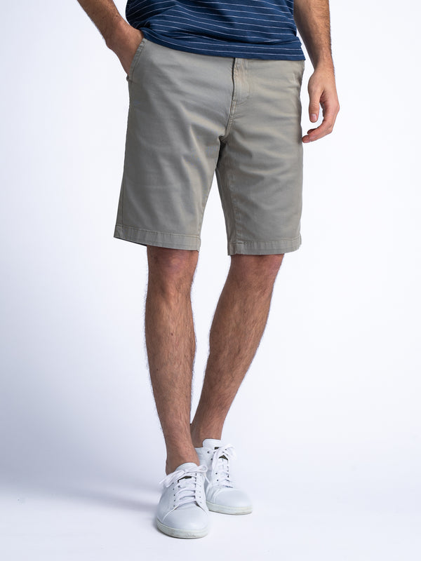 petrol industries Chino Short met Riem Sunlit