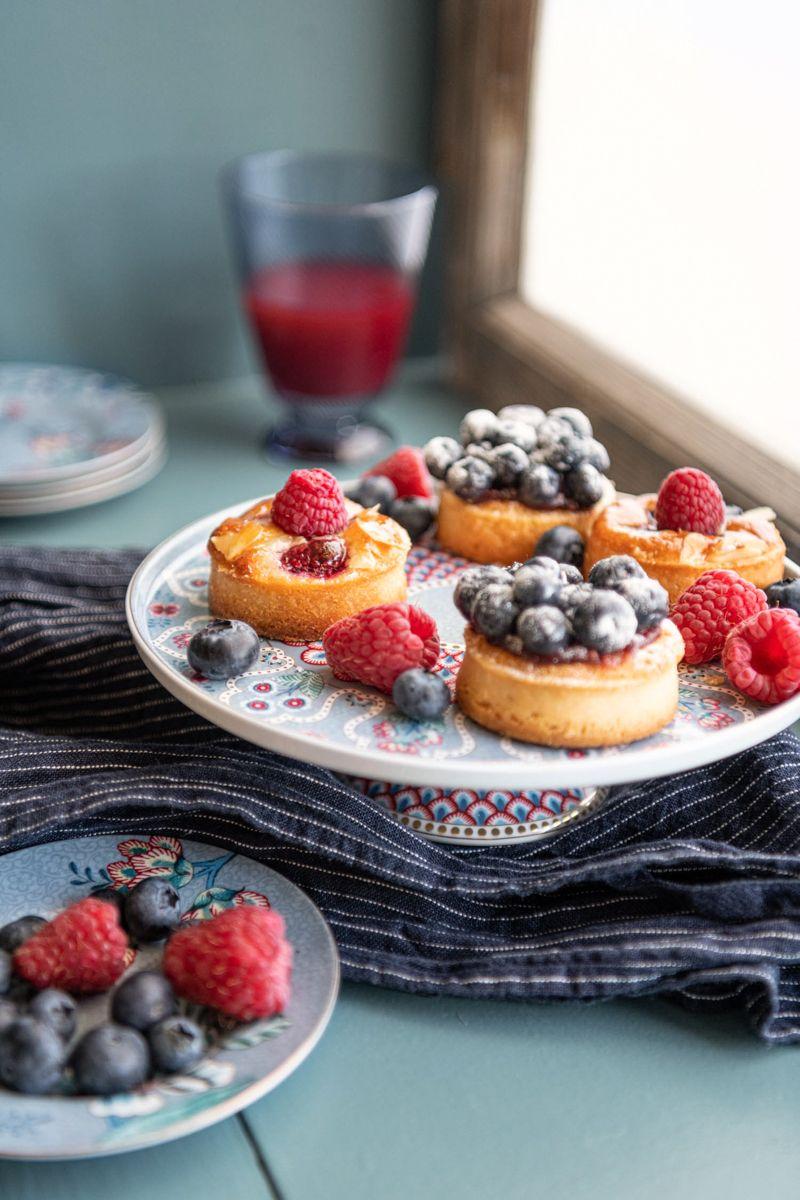 Pip Studio Flower Festival Taartplateau Klein Lichtblauw Blauw