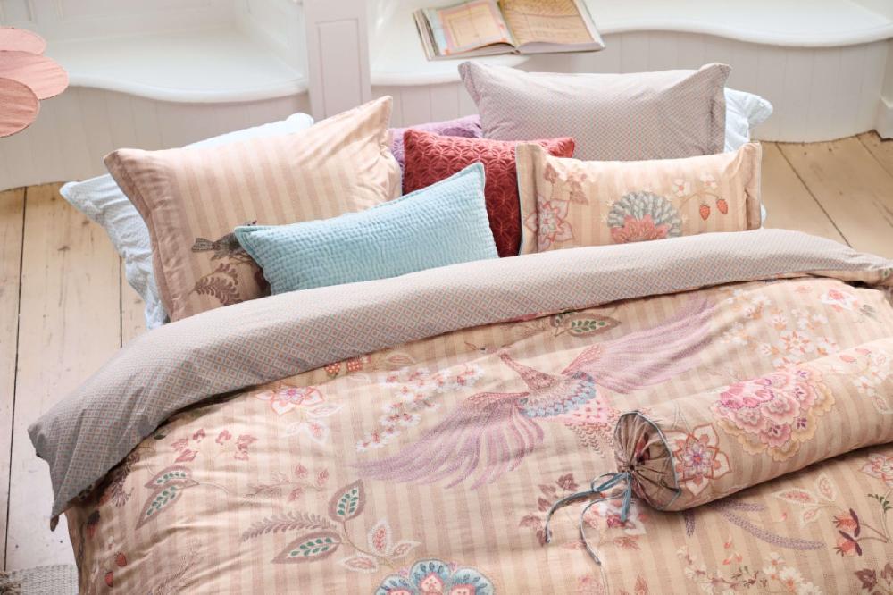 Pip Studio Sierkussen Velvet Sky Lichtblauw