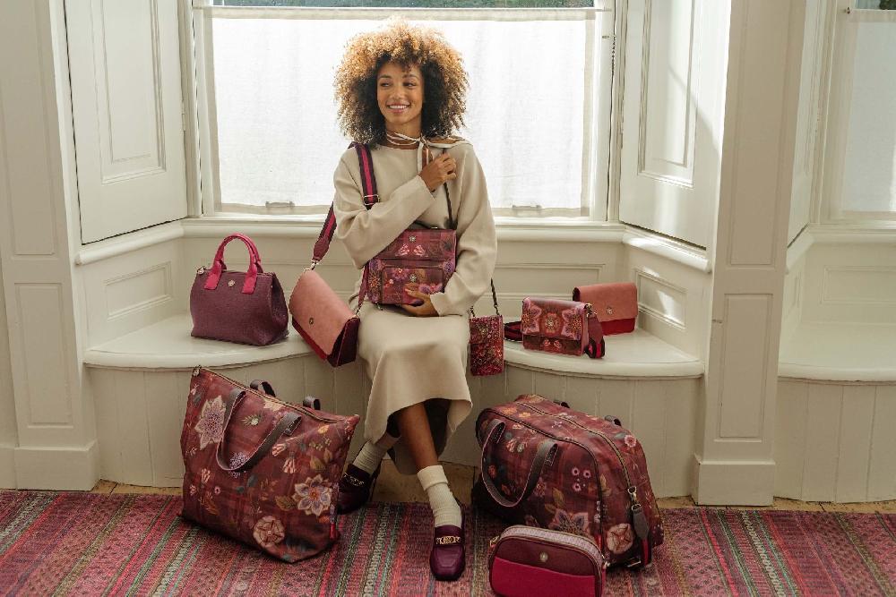 Pip Studio Tovy Reistas Medium Flores Felices Rood Rood