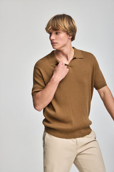 polo club Camelkleurige trui ‘Jay’ met geribde afwerking en geborduurd monogram