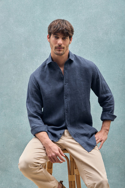 polo club Marineblauw linnen hemd met garment dye en geborduurd monogram