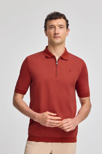 polo club Roodkleurige polo Esko met ritssluiting en geborduurd monogram