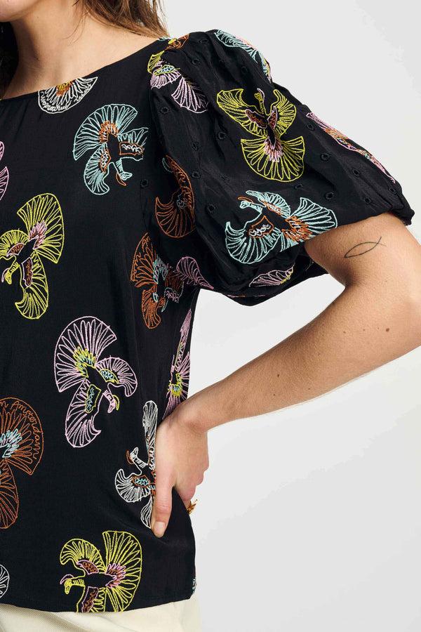 Pom Amsterdam TOP Embroidery Sky Black