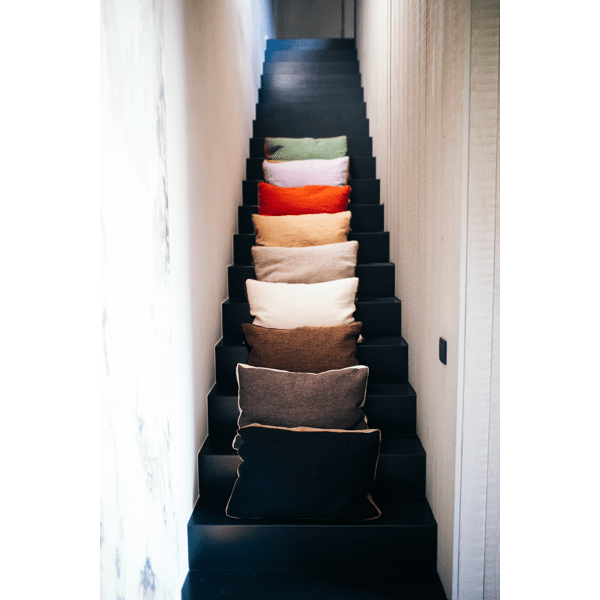 Pomax ALPHA BORDERS - Kussen - Linnen / Velvet - L 60 X W 40 Cm - Kaneel