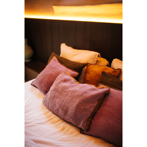 Pomax ALPHA BORDERS - Kussen - Linnen / Velvet - L 60 X W 40 Cm - Lavendel