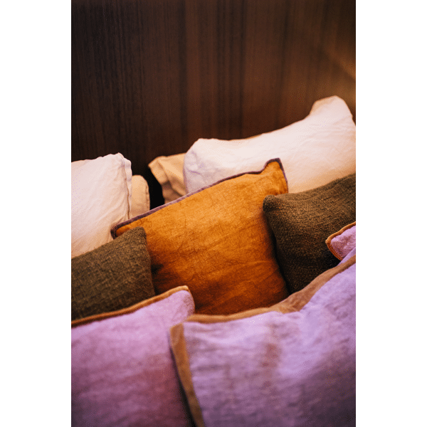 Pomax ALPHA BORDERS - Kussen - Linnen / Velvet - L 60 X W 40 Cm - Lavendel