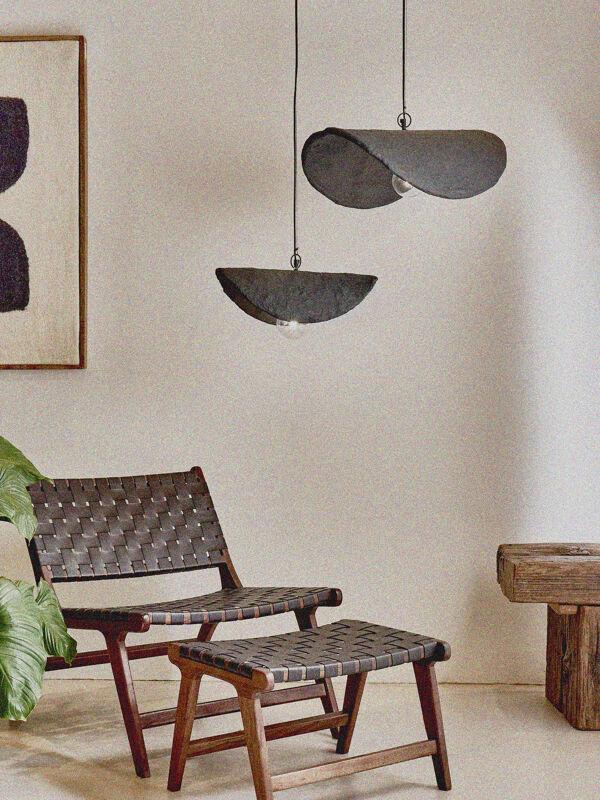 Pomax AOSTA - Kruk - Buffalo Leer / Acacia Hout - L 56 X W 41 X H 36 Cm - Zwart