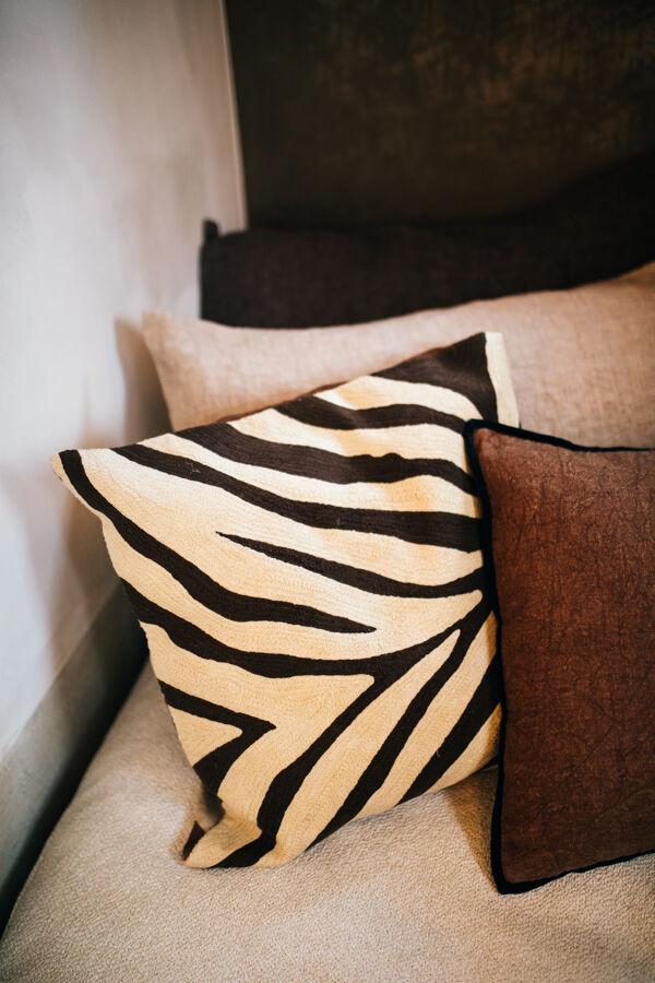 Pomax WILDLIFE - Kussen - Katoen / Linnen - L 50 X W 50 Cm - Donkerbruin