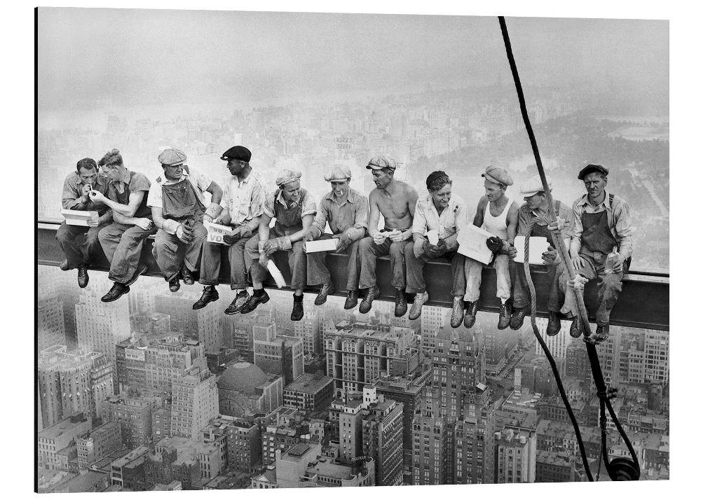 posterlounge Aluminium print Lunch atop a skyscraper