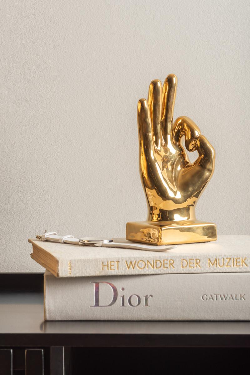 Present Time Statue Perfecto - PT4226GD Gold Plated