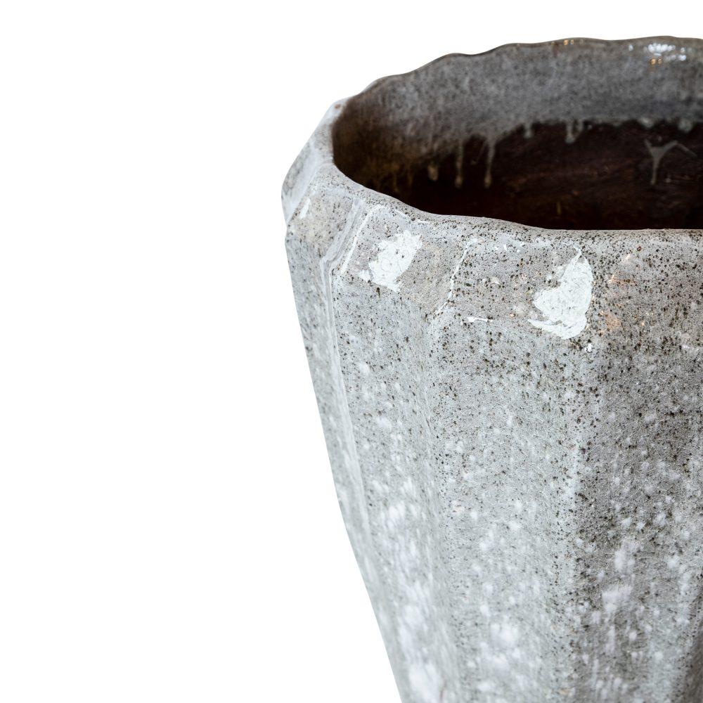 Ptmd Olver White Pottery Olver White Ceramic Pots