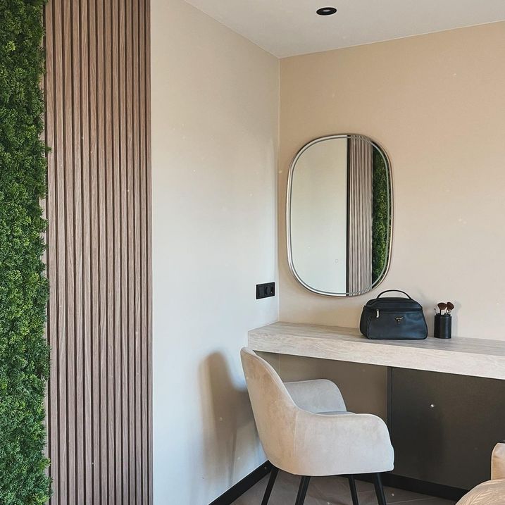 qazqa Badkamerspiegel goud incl. LED met touch dimmer ovaal - Miral