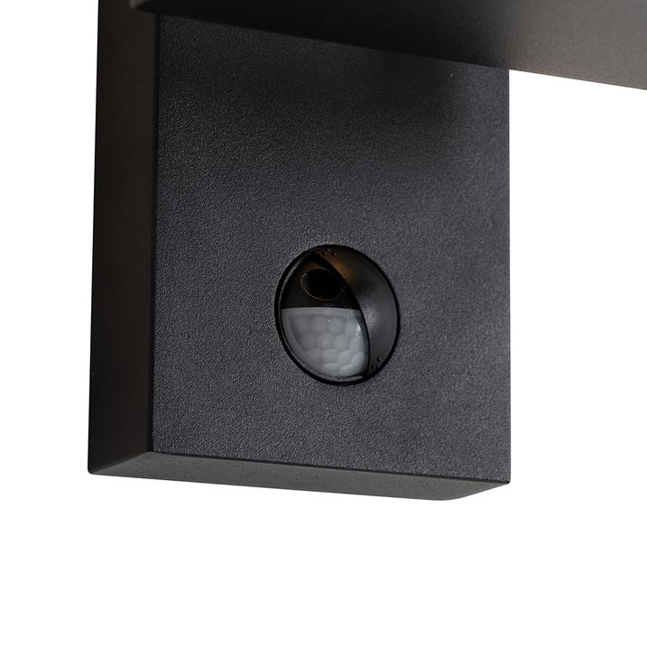 Qazqa Buiten Wandlantaarn Zwart Incl. LED Bewegingssensor - Ferdinand