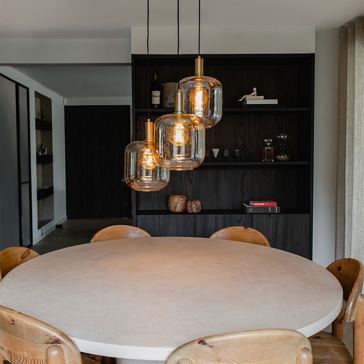 qazqa Design hanglamp zwart met messing en amber glas 3-lichts - Zuzanna qazqa Design hanglamp zwart met messing en amber glas 3-lichts - Zuzanna